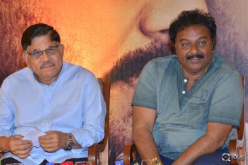 Khaidi No 150 Movie Press Meet